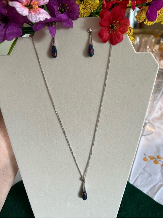 Uno Alla Volta Jewelry - Sterling Silver Black Opal Teardrop Necklace & Earrings Set